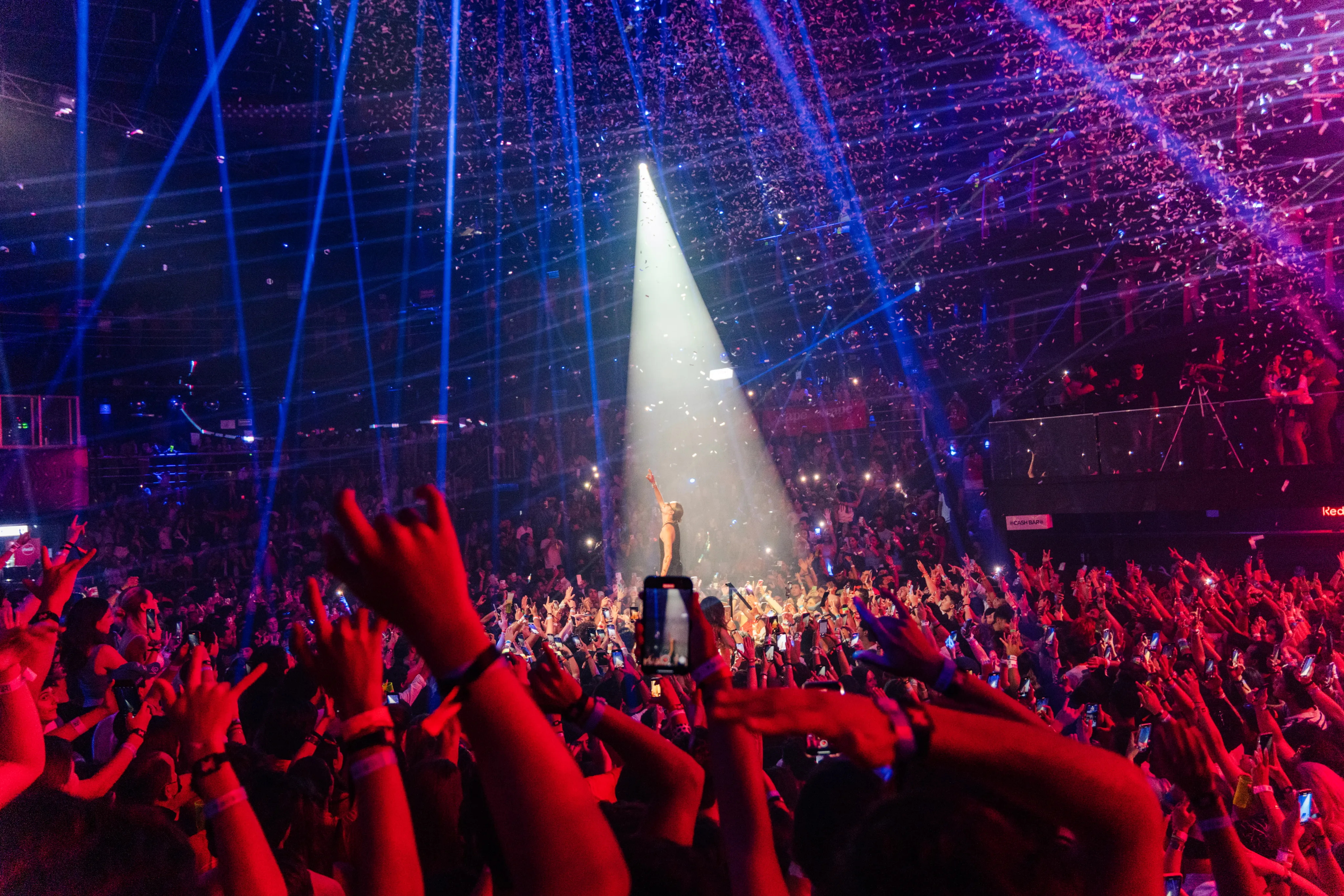 Concierto en arena del hotel